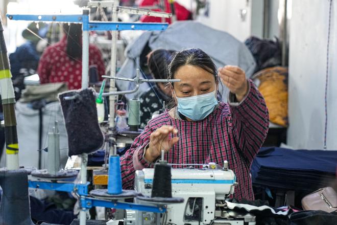 走进山东“秋裤村”：你穿的秋裤可能来自这里